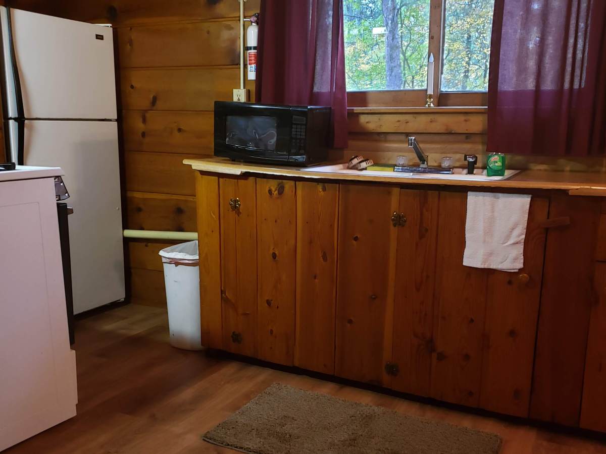 Au Sable River Cabins with Full Kitchen